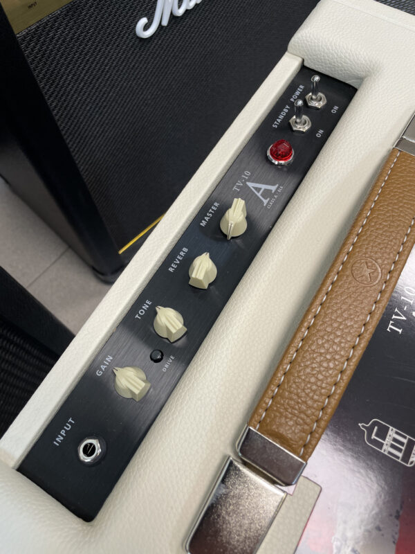 BLACKSTAR TV-10 A 6L6 Combo - immagine 2